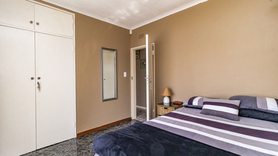 3 Bedroom Property for Sale in Bonaero Park Gauteng