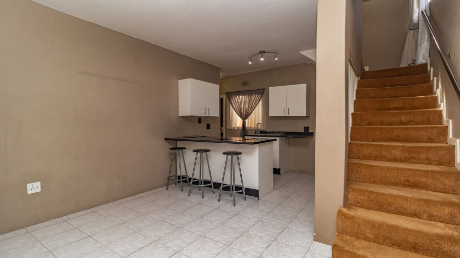 3 Bedroom Property for Sale in Bonaero Park Gauteng
