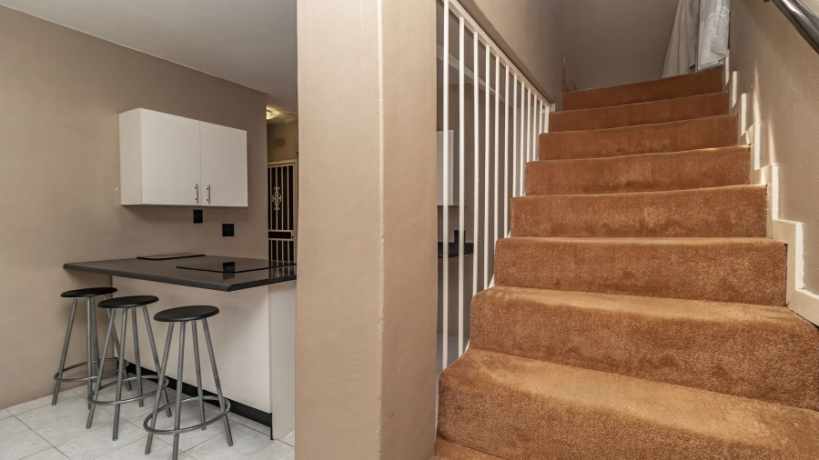 3 Bedroom Property for Sale in Bonaero Park Gauteng