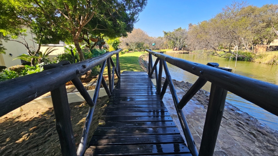 4 Bedroom Property for Sale in Wapadrand Gauteng