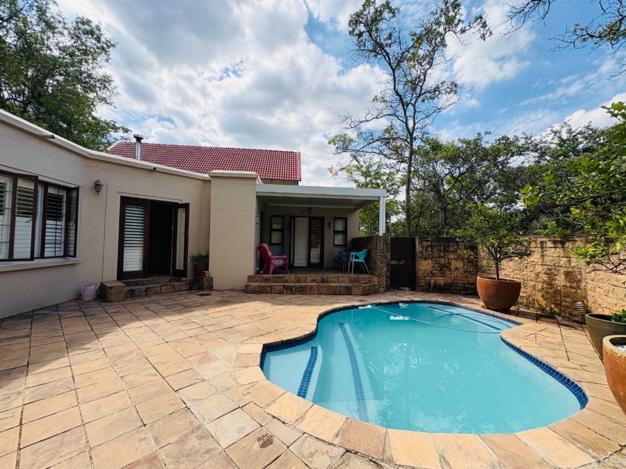 4 Bedroom Property for Sale in Wapadrand Gauteng