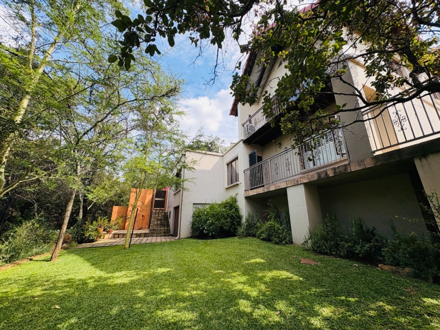4 Bedroom Property for Sale in Wapadrand Gauteng