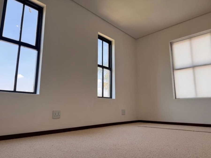 6 Bedroom Property for Sale in Dainfern Valley Gauteng