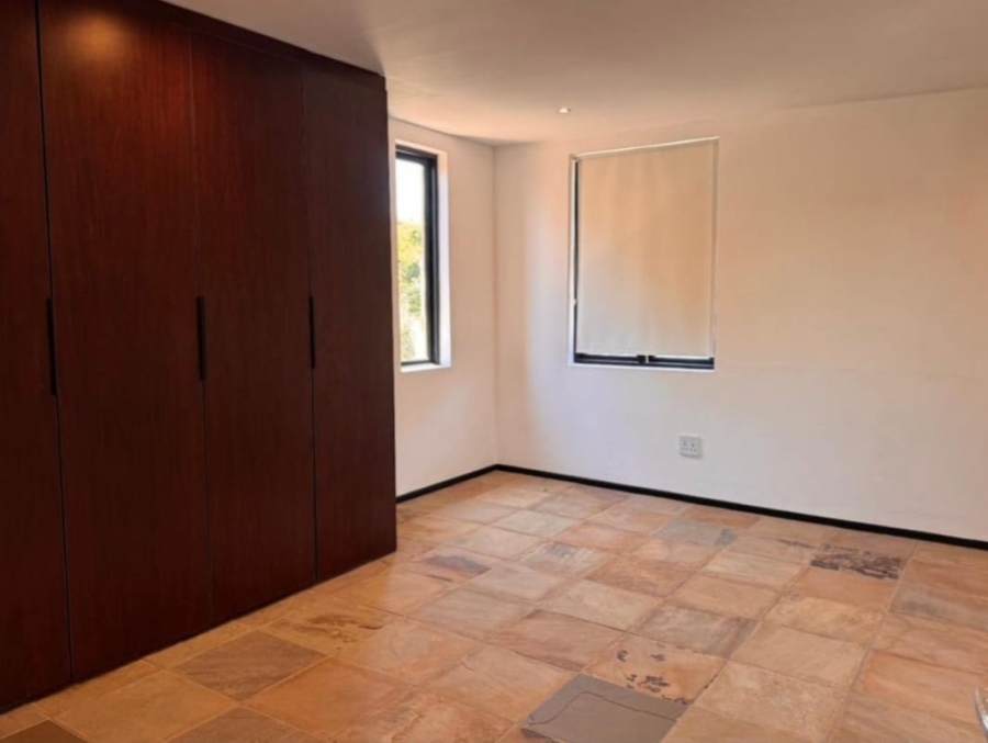 6 Bedroom Property for Sale in Dainfern Valley Gauteng