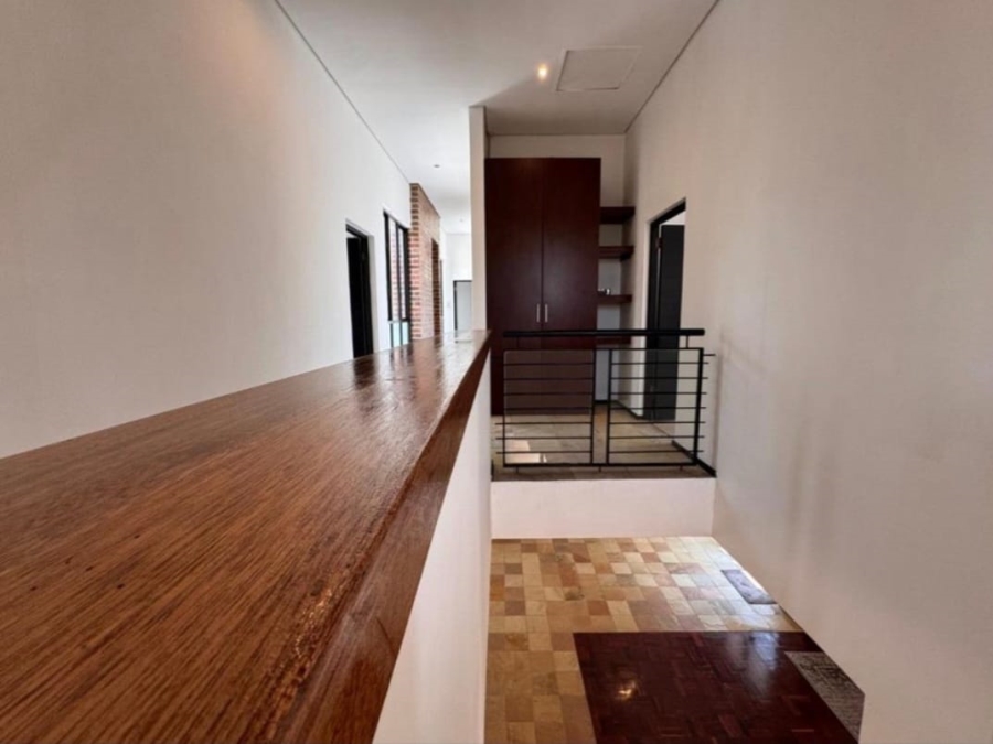 6 Bedroom Property for Sale in Dainfern Valley Gauteng
