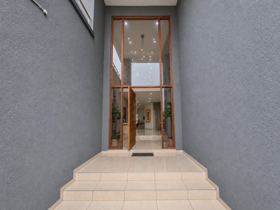 4 Bedroom Property for Sale in Dowerglen Ext 5 Gauteng