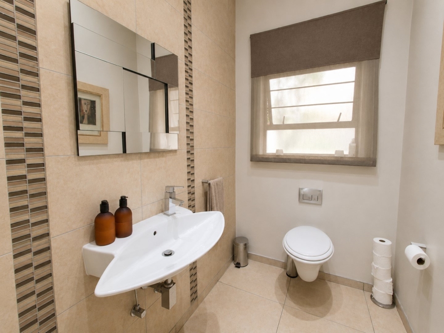 4 Bedroom Property for Sale in Dowerglen Ext 5 Gauteng