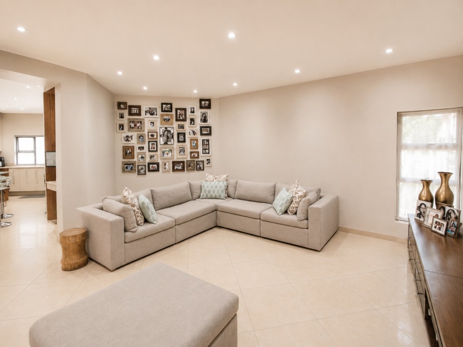 4 Bedroom Property for Sale in Dowerglen Ext 5 Gauteng