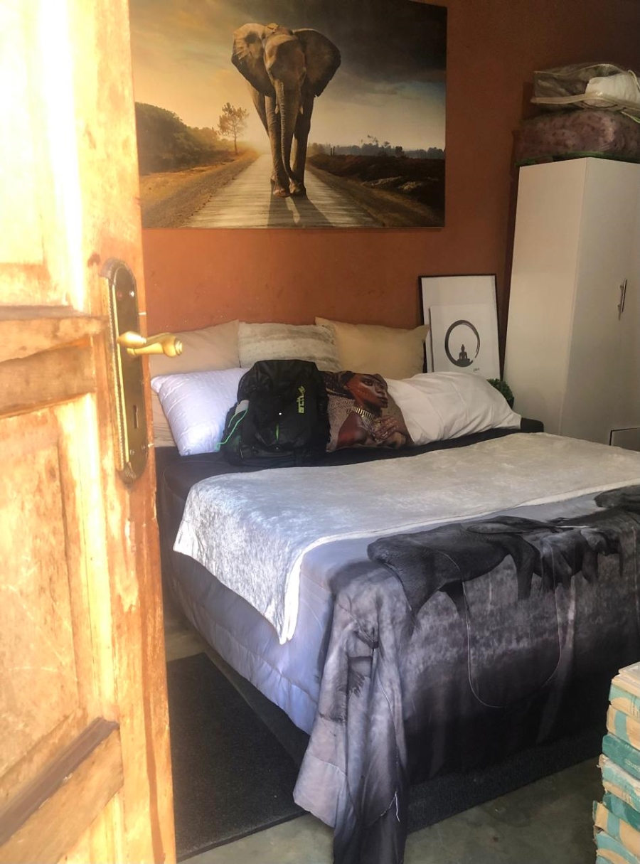 4 Bedroom Property for Sale in Protea Glen Gauteng