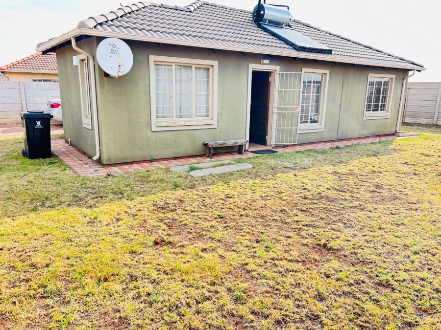 3 Bedroom Property for Sale in Sky City Gauteng