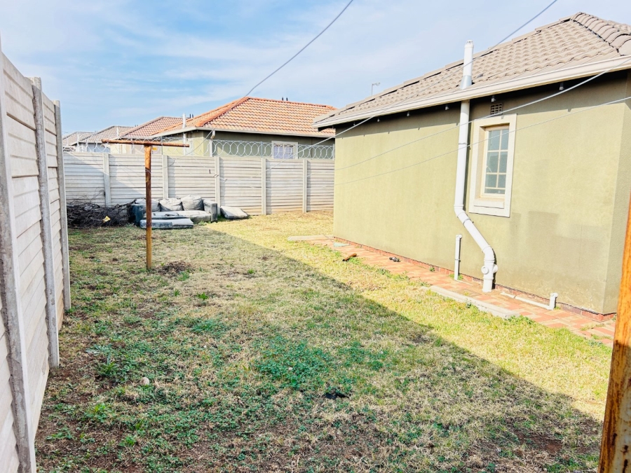 3 Bedroom Property for Sale in Sky City Gauteng