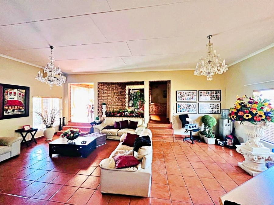 3 Bedroom Property for Sale in Moreleta Park Gauteng