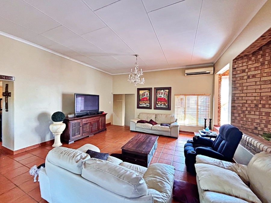 3 Bedroom Property for Sale in Moreleta Park Gauteng