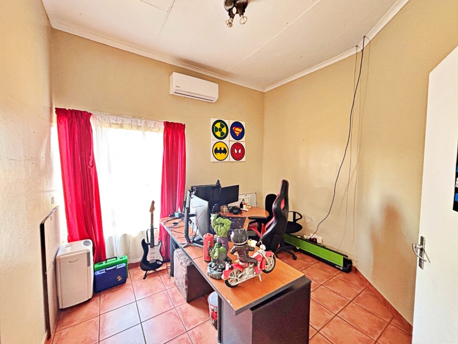 3 Bedroom Property for Sale in Moreleta Park Gauteng