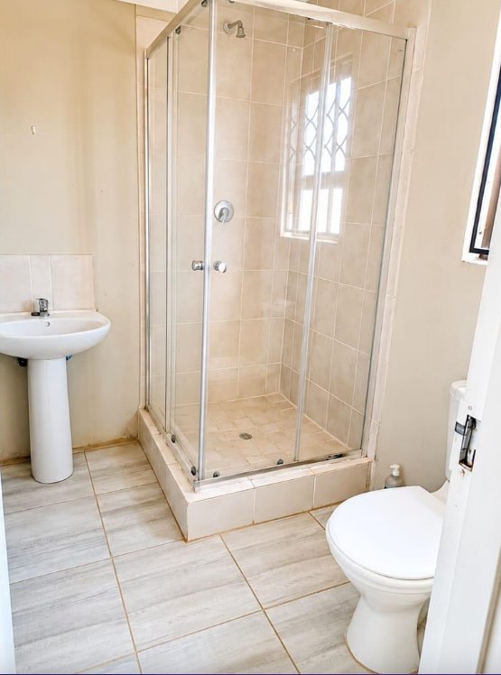 3 Bedroom Property for Sale in Dawn Park Gauteng