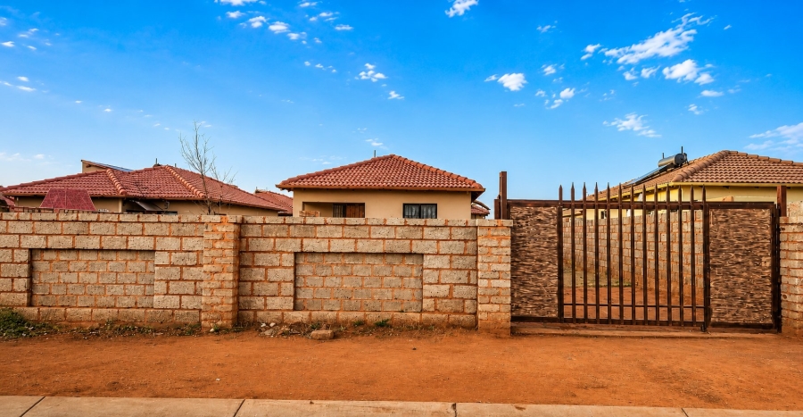 3 Bedroom Property for Sale in Dawn Park Gauteng
