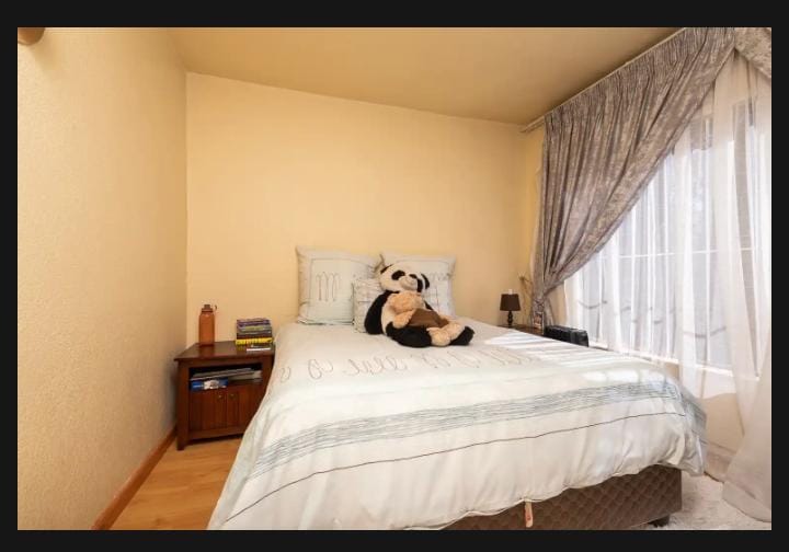 4 Bedroom Property for Sale in Suideroord Gauteng