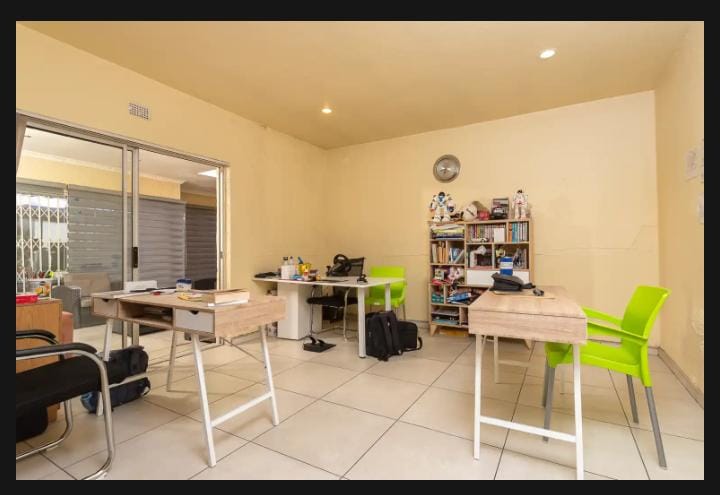 4 Bedroom Property for Sale in Suideroord Gauteng