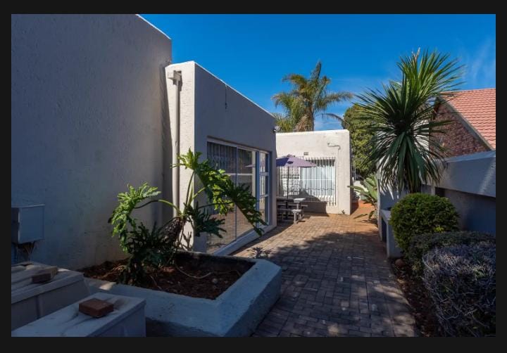 4 Bedroom Property for Sale in Suideroord Gauteng