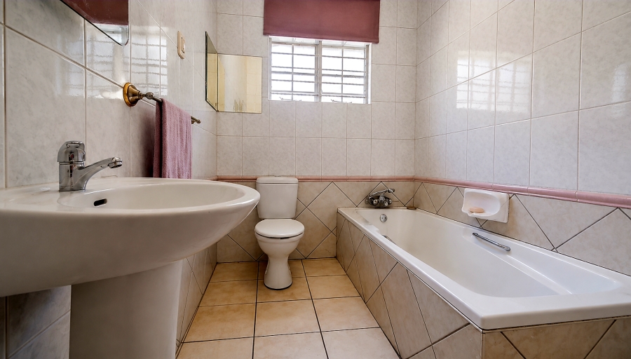 3 Bedroom Property for Sale in Henley on Klip Gauteng