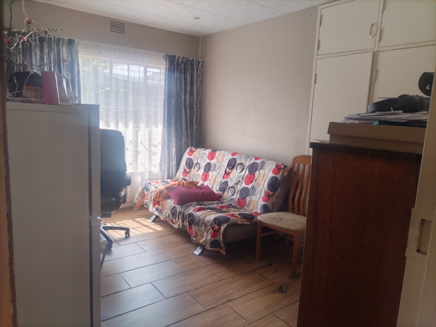 4 Bedroom Property for Sale in Sonland Park Gauteng