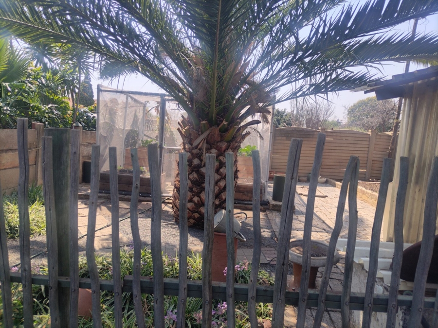 4 Bedroom Property for Sale in Sonland Park Gauteng
