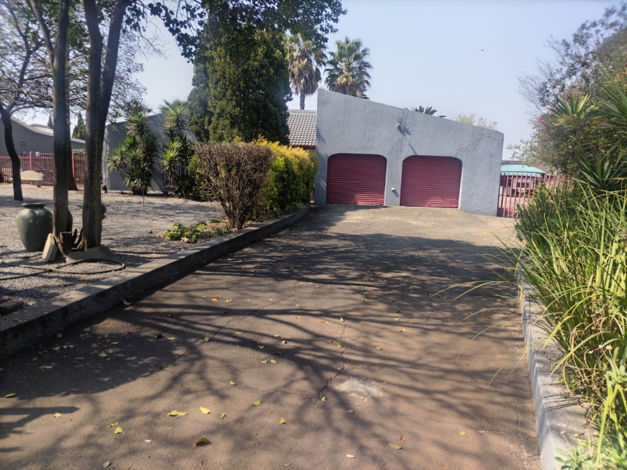 4 Bedroom Property for Sale in Sonland Park Gauteng