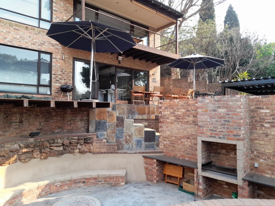 8 Bedroom Property for Sale in Westdene Gauteng