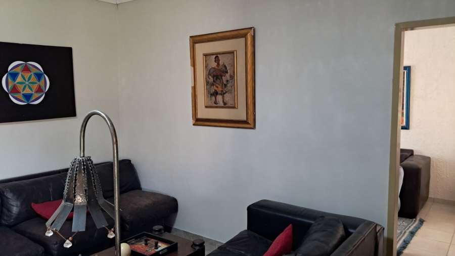 3 Bedroom Property for Sale in Mountain View Gauteng