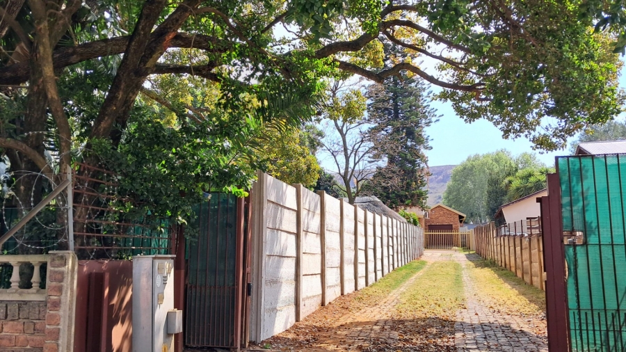 3 Bedroom Property for Sale in Mountain View Gauteng