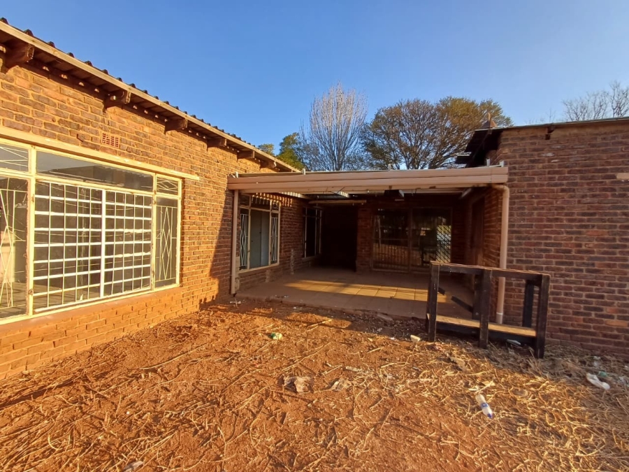 3 Bedroom Property for Sale in Nimrod Park Gauteng
