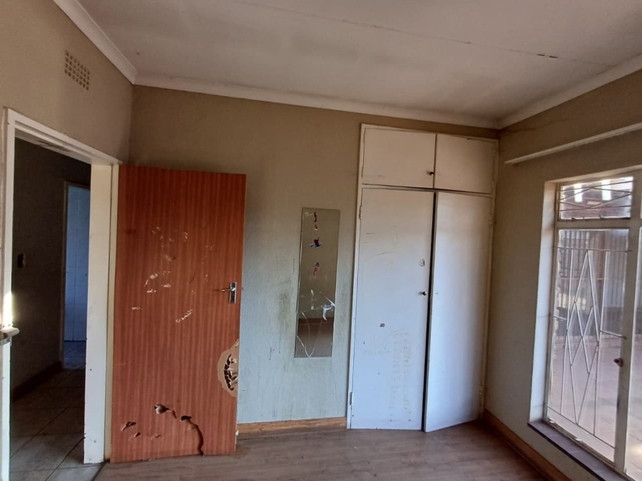 3 Bedroom Property for Sale in Nimrod Park Gauteng