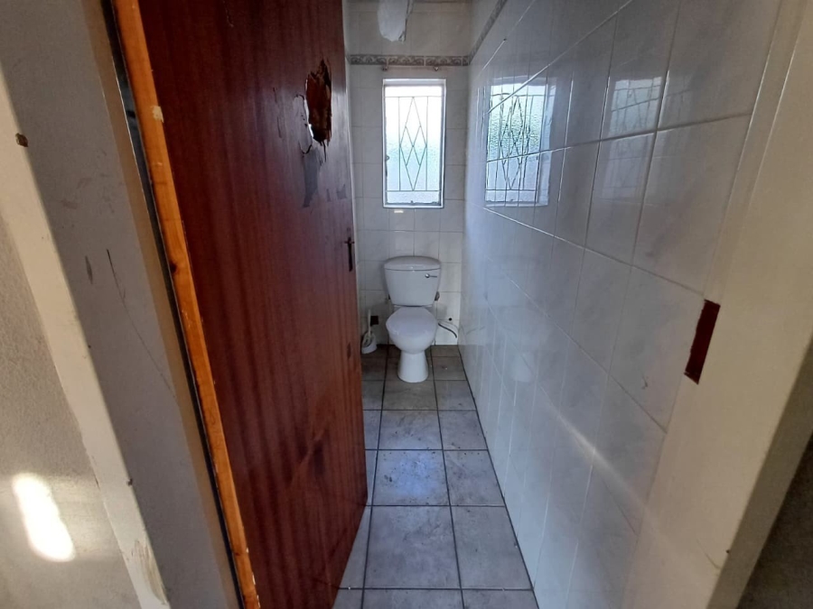 3 Bedroom Property for Sale in Nimrod Park Gauteng