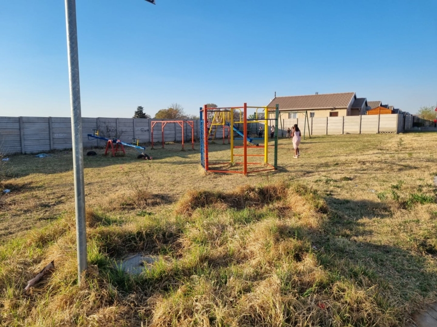 3 Bedroom Property for Sale in Sky City Gauteng