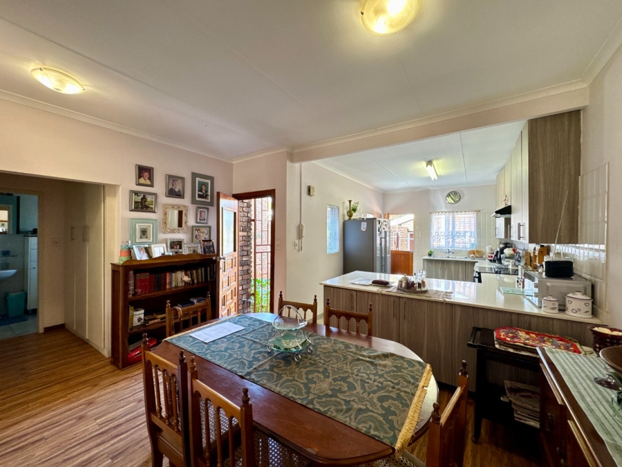 To Let 1 Bedroom Property for Rent in Die Hoewes Gauteng