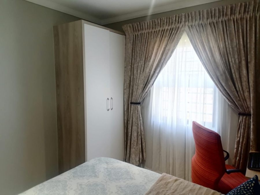 To Let 3 Bedroom Property for Rent in Lion Pride Gauteng