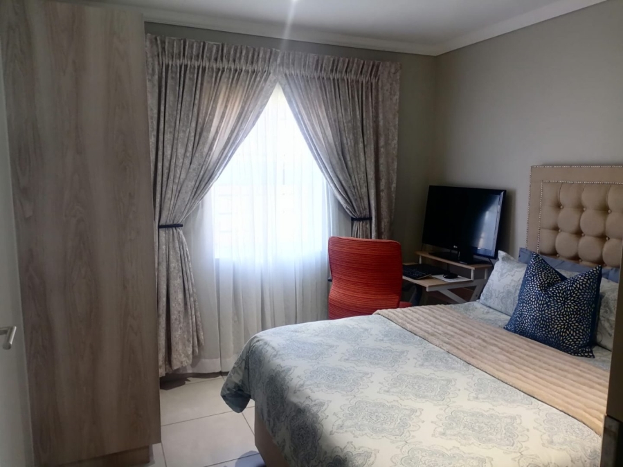 To Let 3 Bedroom Property for Rent in Lion Pride Gauteng
