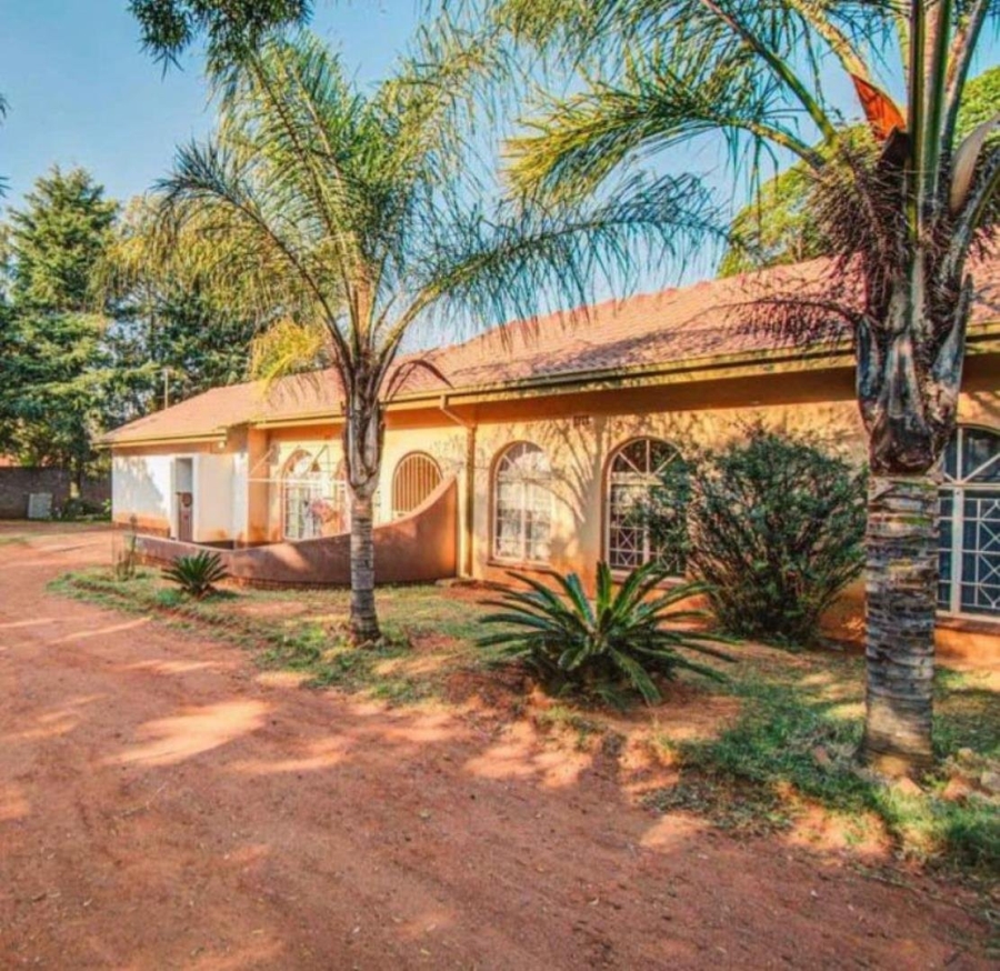 Commercial Property for Sale in Bredell Gauteng