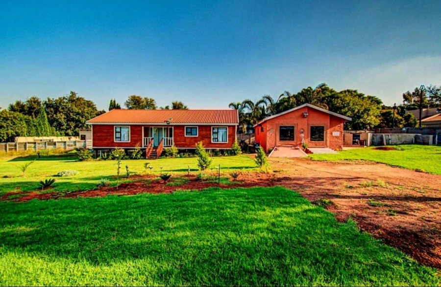 Commercial Property for Sale in Bredell Gauteng