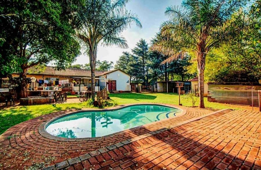 Commercial Property for Sale in Bredell Gauteng