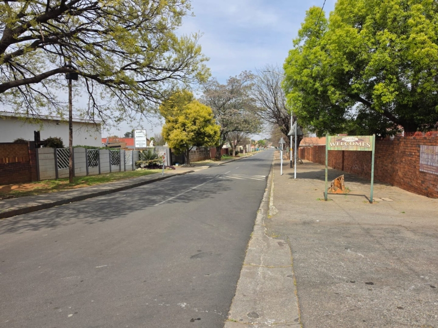 To Let 5 Bedroom Property for Rent in Primrose Gauteng