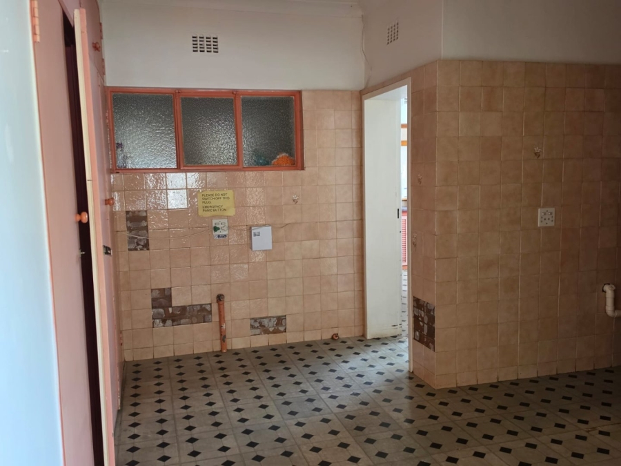 To Let 5 Bedroom Property for Rent in Primrose Gauteng