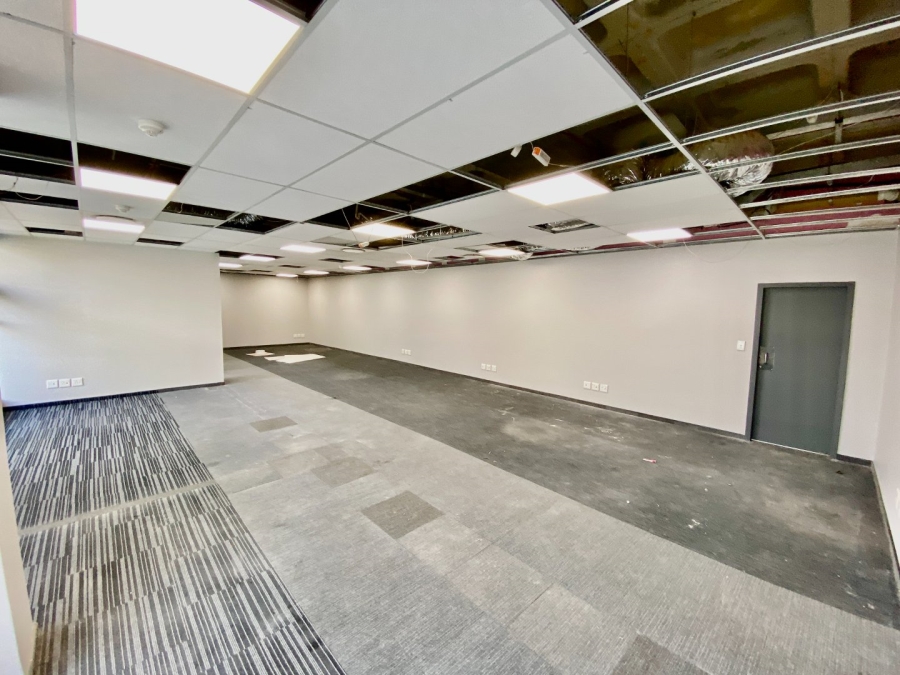 To Let Commercial Property for Rent in Doringkloof Gauteng