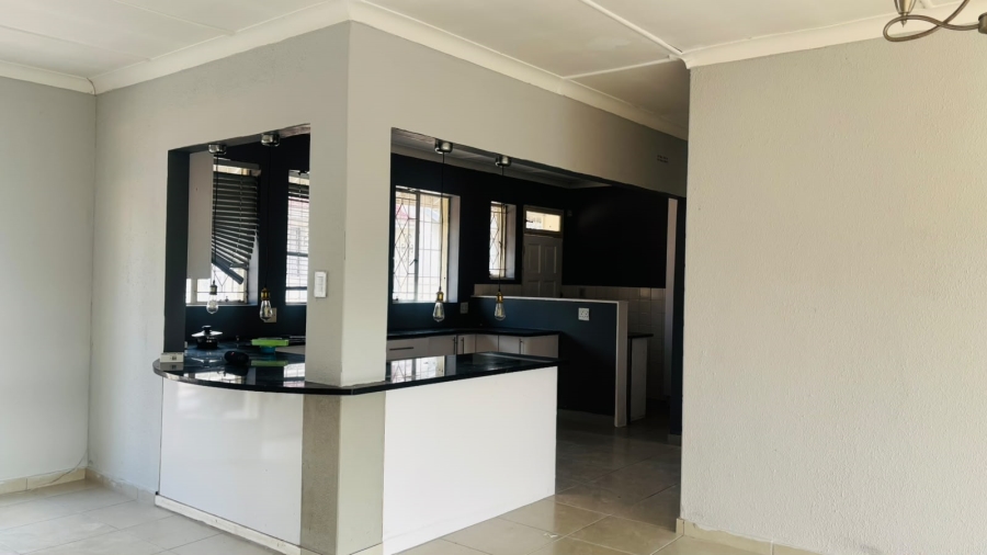 To Let 3 Bedroom Property for Rent in Illiondale Gauteng