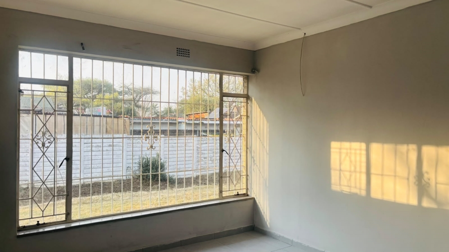 To Let 3 Bedroom Property for Rent in Illiondale Gauteng