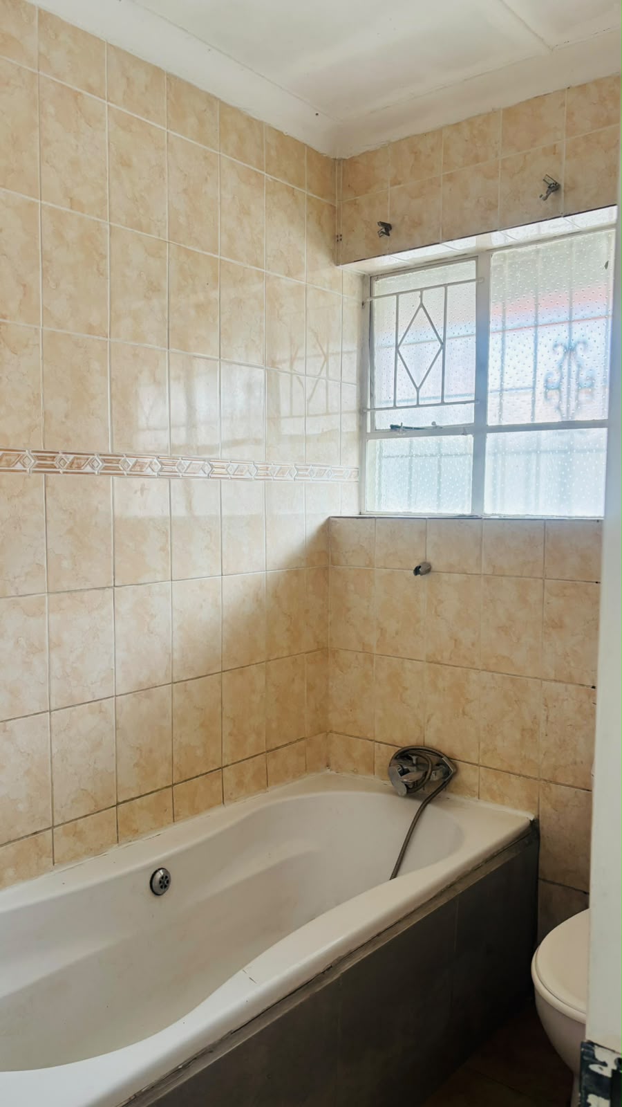To Let 3 Bedroom Property for Rent in Illiondale Gauteng