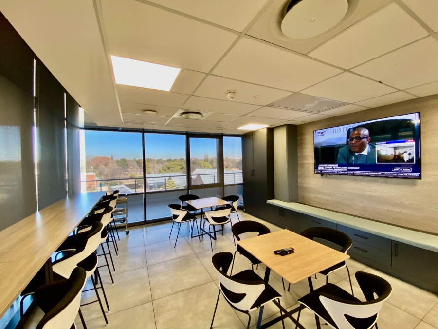 To Let Commercial Property for Rent in Doringkloof Gauteng