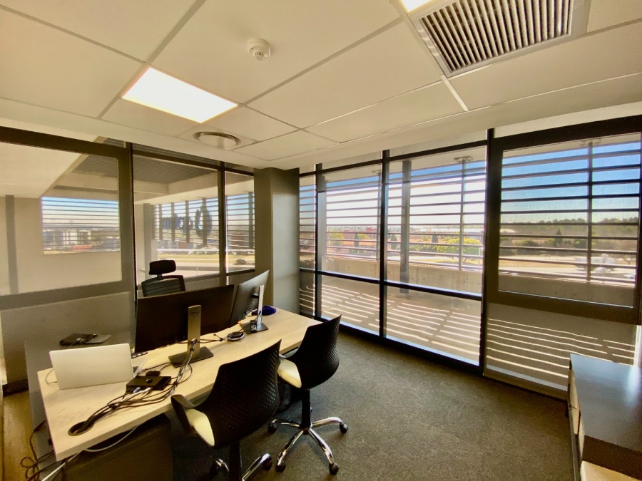 To Let Commercial Property for Rent in Doringkloof Gauteng