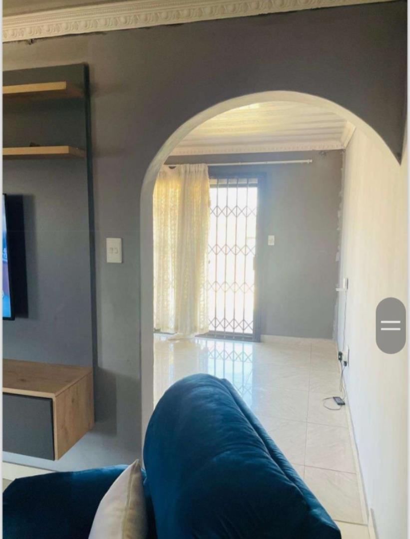 3 Bedroom Property for Sale in Lakeside Gauteng