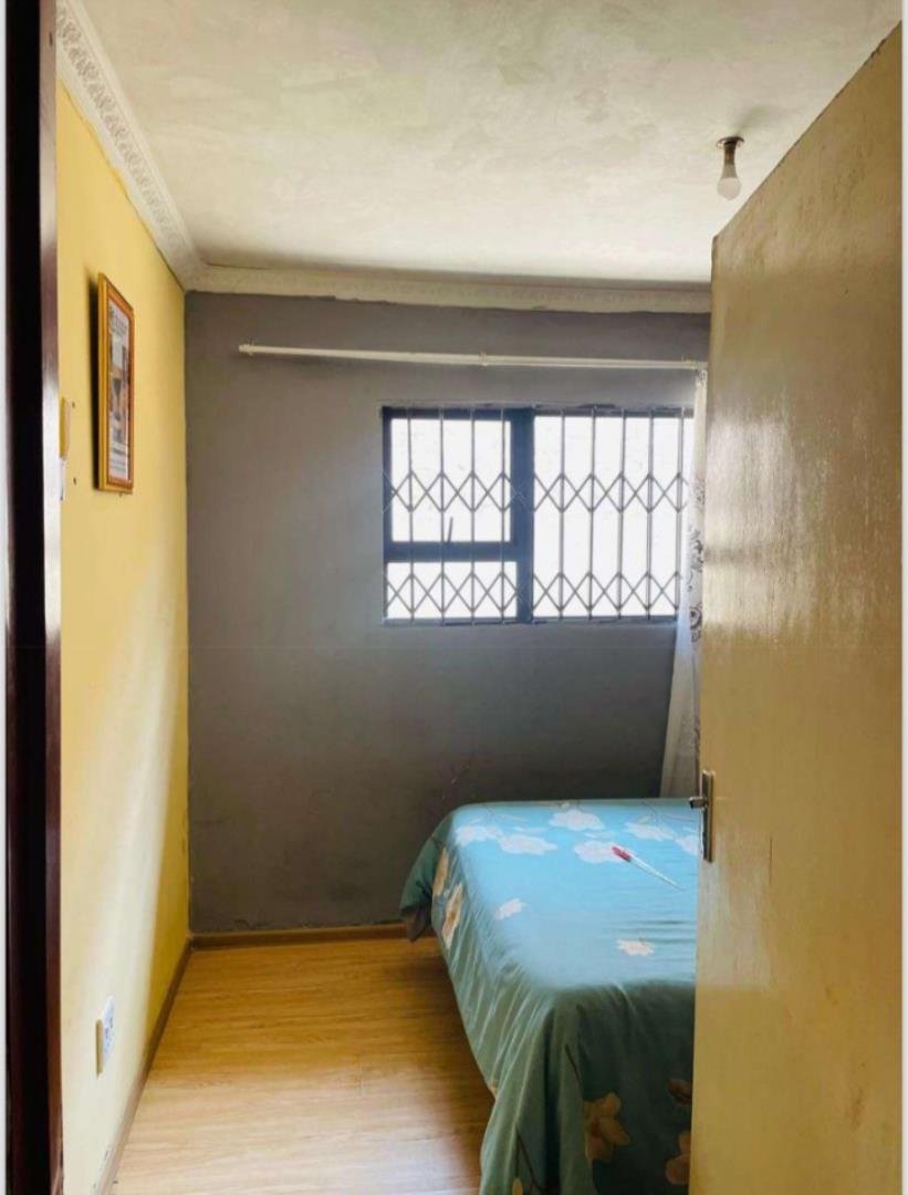 3 Bedroom Property for Sale in Lakeside Gauteng